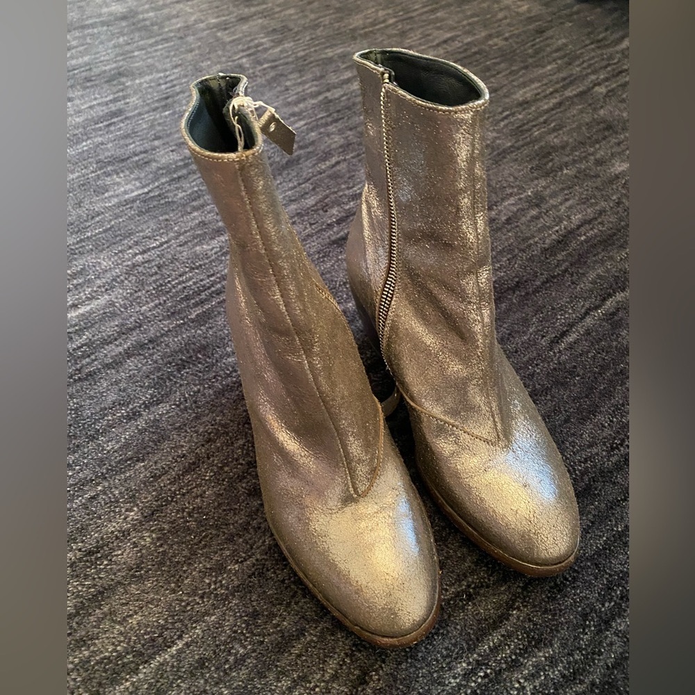 Gorgeous Italian booties!